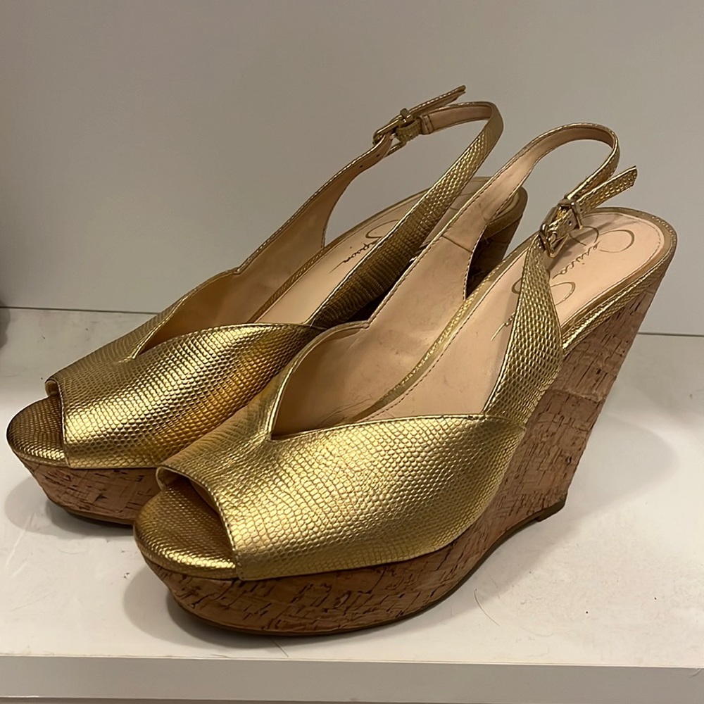Jessica Simpson gold/cork wedges. Size 8.